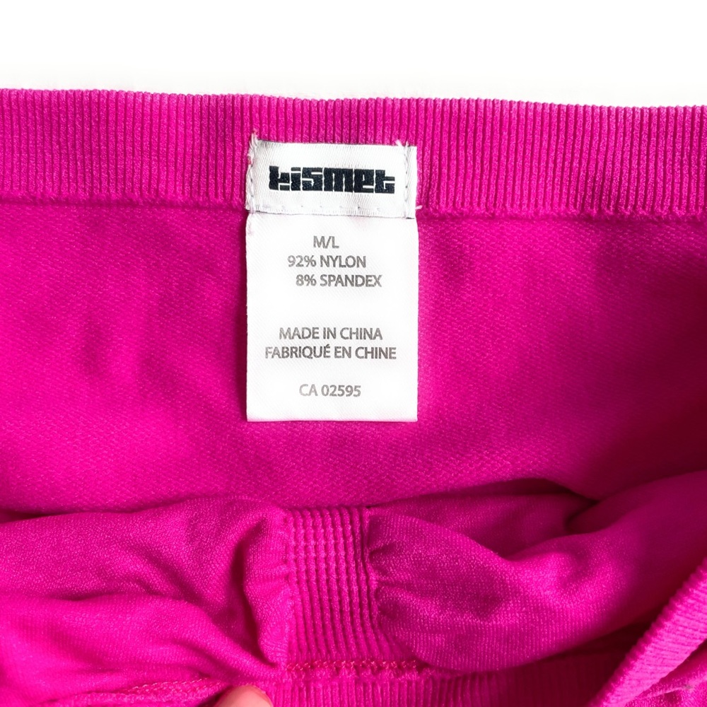 Trendy Pink Bandeau Top NWOT - Size M - Picture 4 of 5